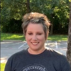 Meet your Posher, Lynette